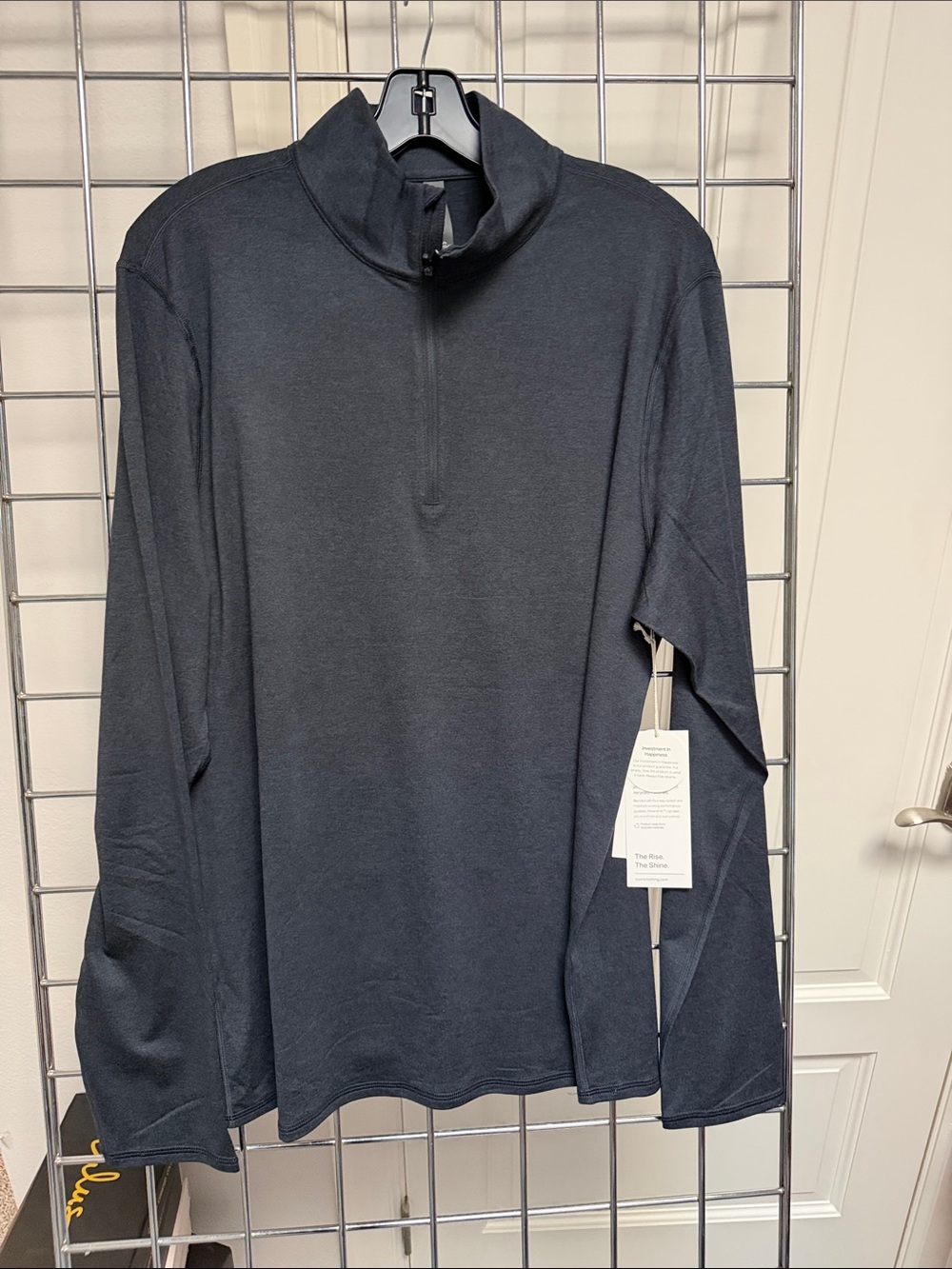 Vuori Men's Navy Quarter-Zip Pullover
